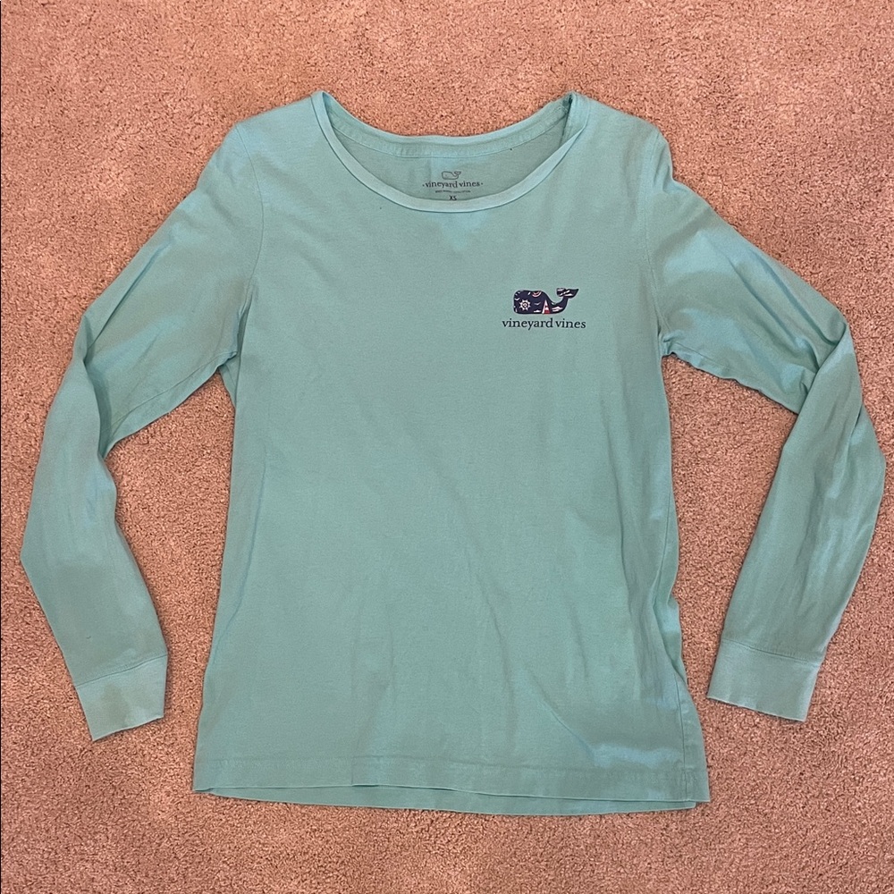 Vineyard Vines teal longsleeve women tshirt with navy nautical themed whale, XS